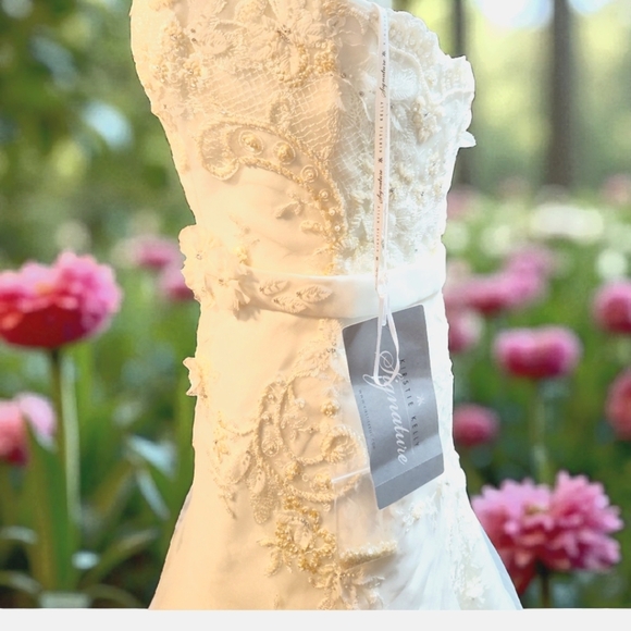 NWT Kirstie Kelly Ivory Wedding Dress, 8 - Picture 8 of 11